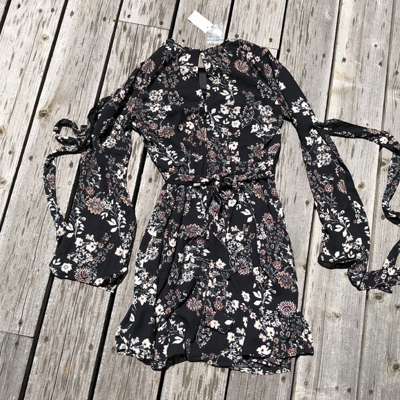 Long sleeved dress from Maurices - Picture 5 of 6